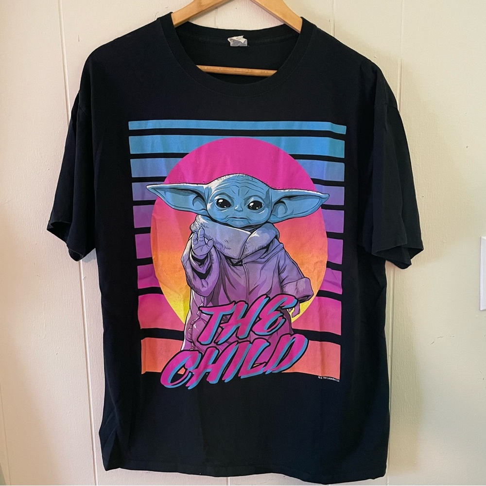 Star Wars Black Tee with The Child Graphic
